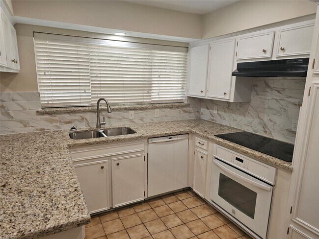 Foto del edificio - 3617 Nedith Ln