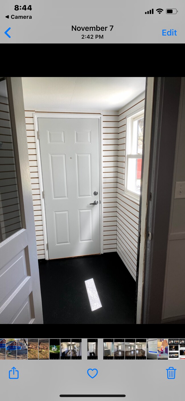 East side breezeway entrance - 17284 Hope Rd