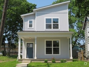 Building Photo - 391 Brehl Ave
