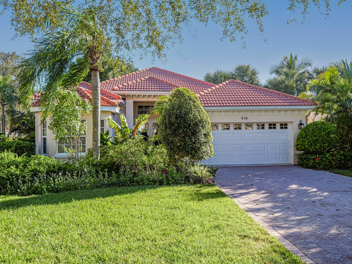 Photo - 978 Island Club Square (Vero Beach, FL)