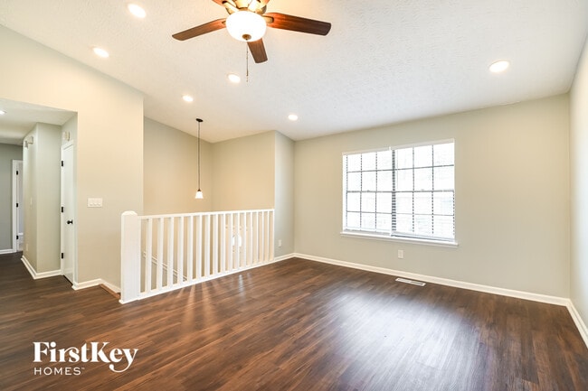 Building Photo - 1206 Woodington Cir