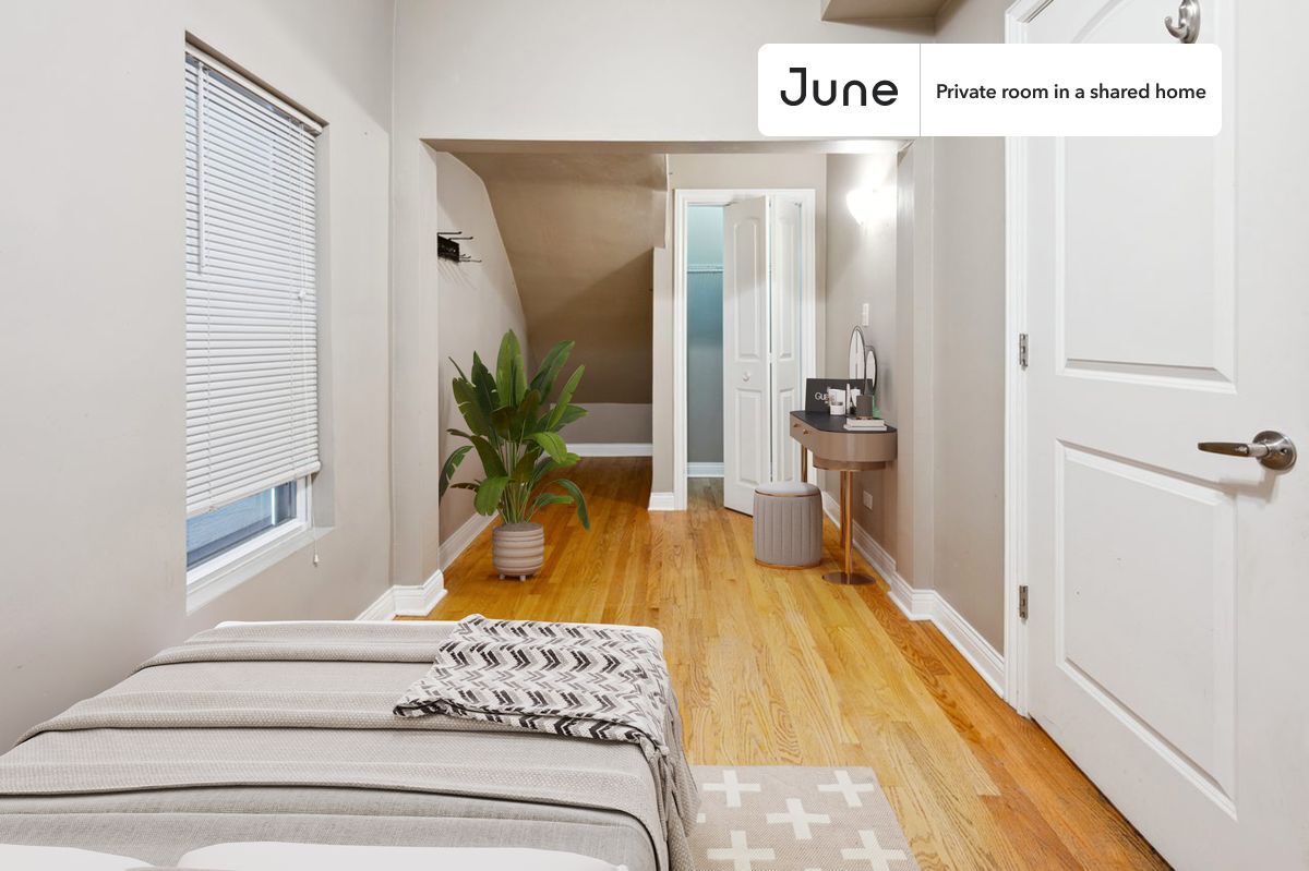 Private bedroom in 3 bed/1 bath Home - Private bedroom in 3 bed/1 bath Home