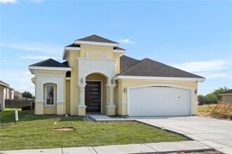 Building Photo - 12 Imperial Oak Dr