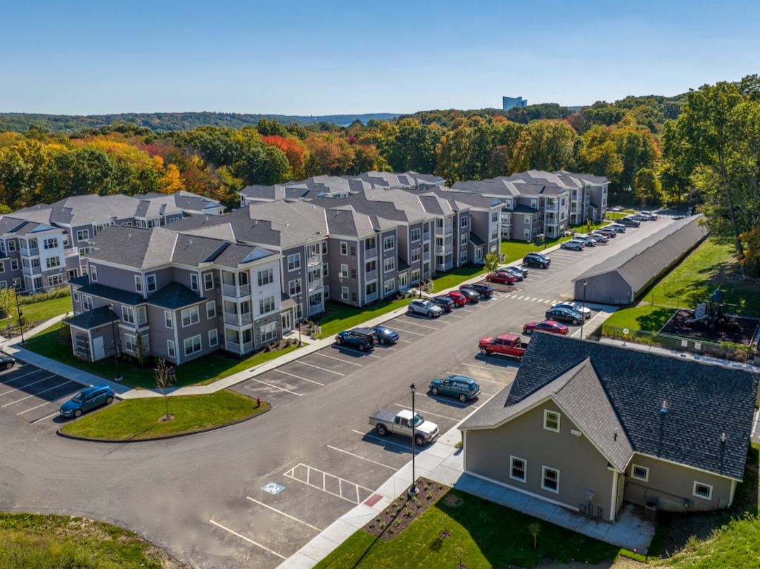 Primary Photo - Westledge Apartments