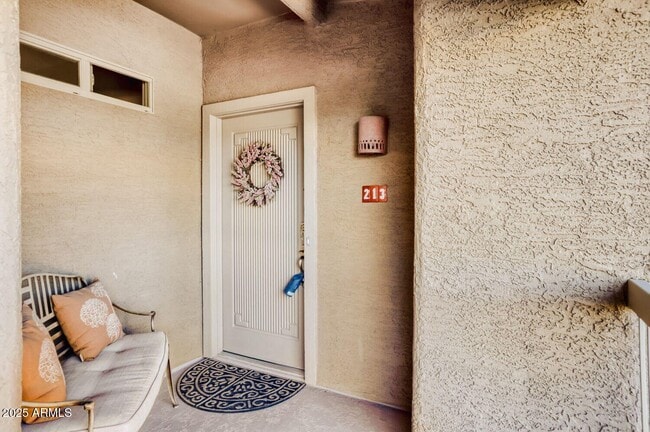 Building Photo - 8880 E Paraiso Dr