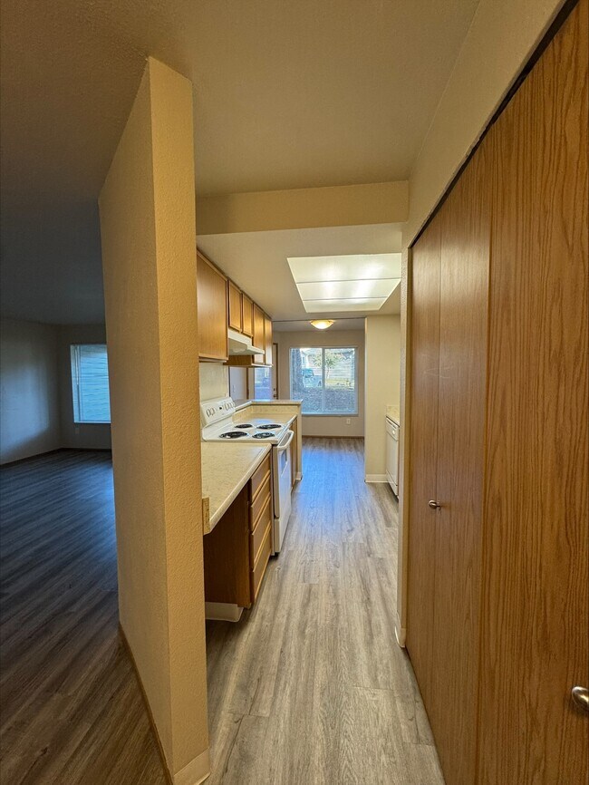 CLASSIC 1X1 KITCHEN - The Lexington