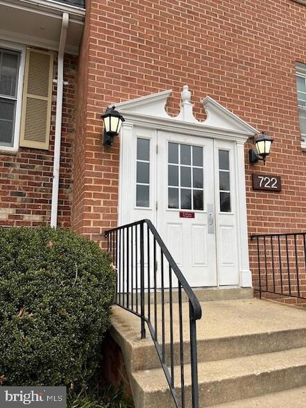 Foto del edificio - 722 Quince Orchard Blvd