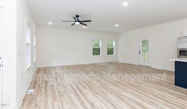 Foto del edificio - 1213 Dawkins St