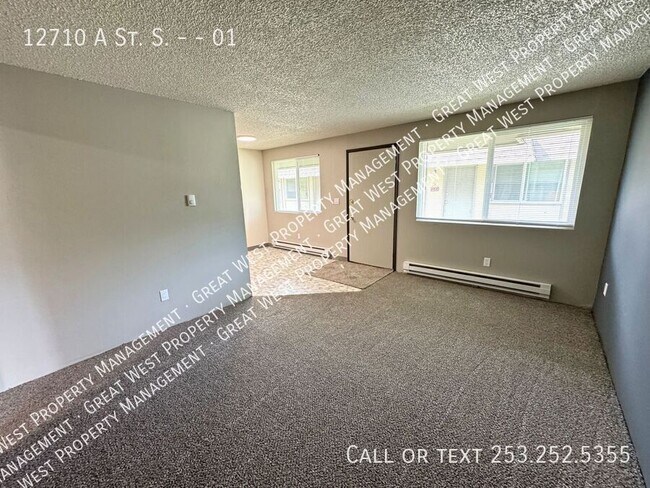 Foto del edificio - 12710 A St S