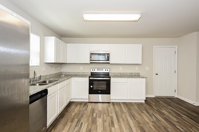 Foto del edificio - 126 Cold Creek Pkwy