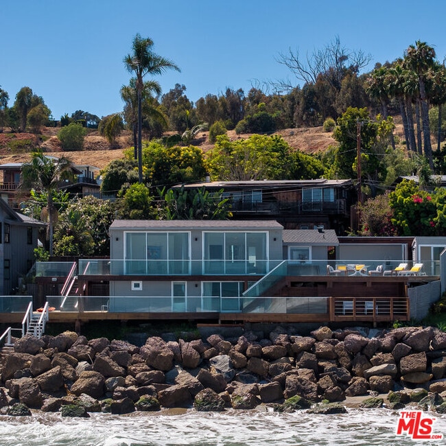 Building Photo - 26706 Latigo Shore Dr