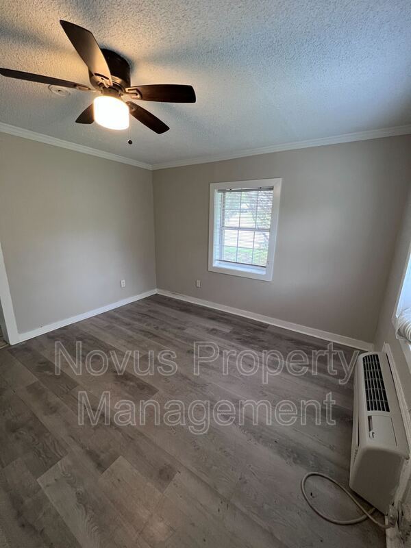 Building Photo - 8020 Colquitt St