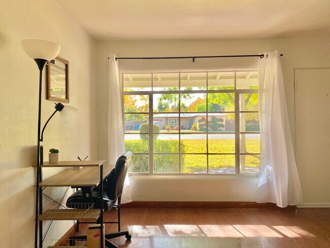 Foto del edificio - 710 W Palo Verde Dr
