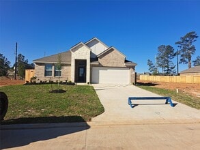 Building Photo - 124 Southern Red Oak Ln