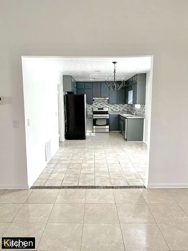 Building Photo - 5654 Cobb Mdw