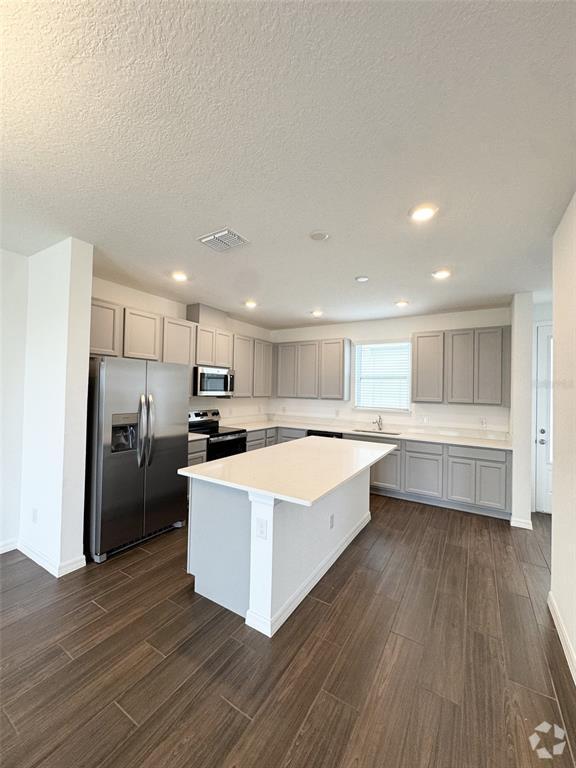 Building Photo - 6543 Cyrils Dr