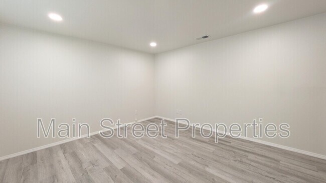 Foto del edificio - 9644 Hollowbrook Dr