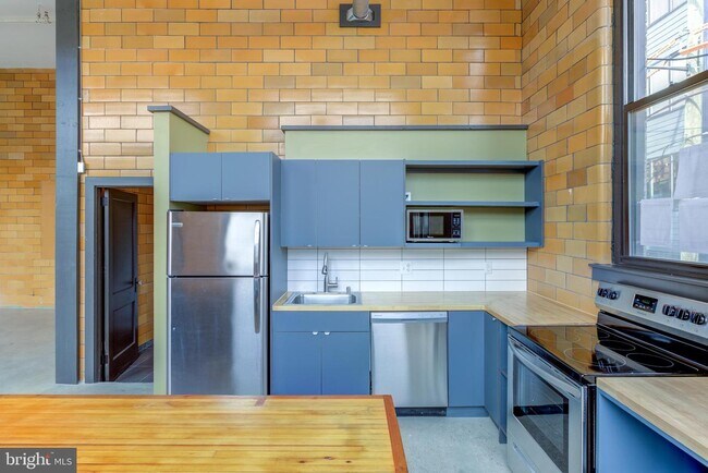 Building Photo - 111 W Norris St