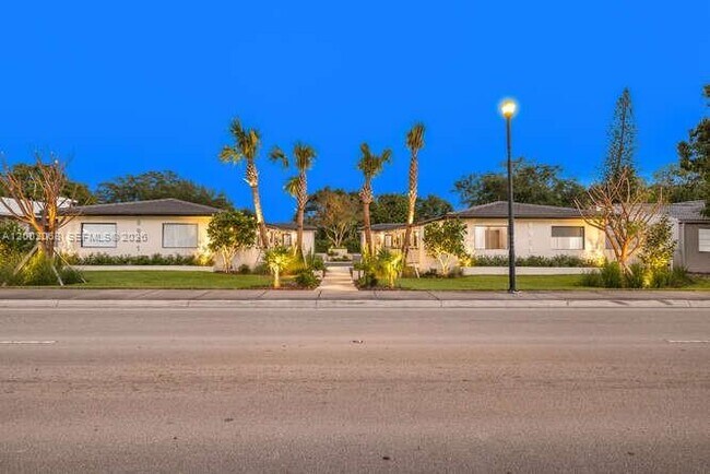 Foto del edificio - 8931 NE 2nd Ave