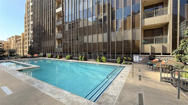 Foto del edificio - 1200 Main St
