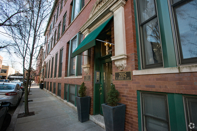 Building Photo - 2015 W Concord Pl