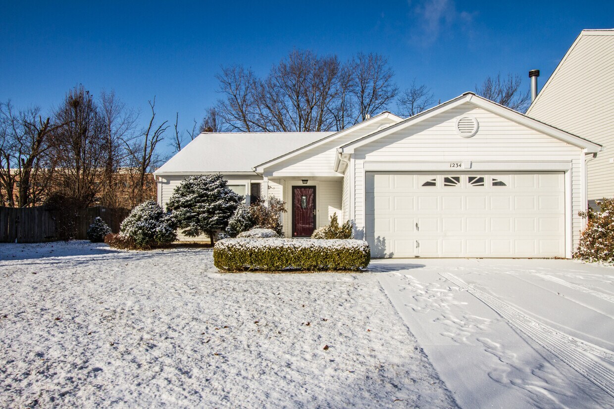 1234 Castleford Ln, Indianapolis, IN 46234 House Rental in