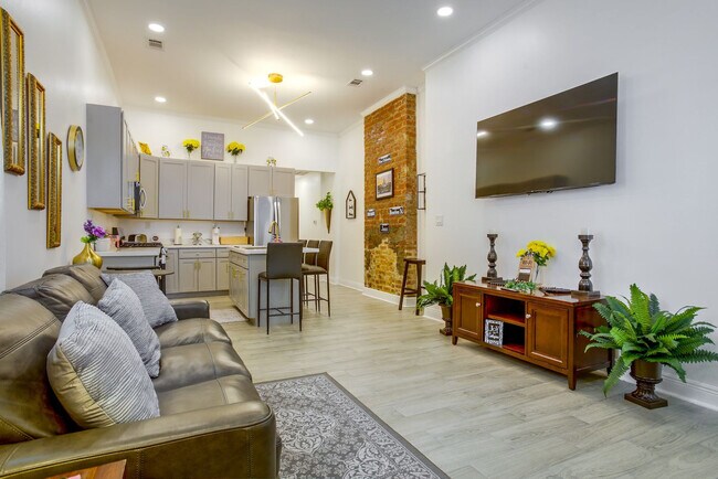 Foto del edificio - 2711 Baronne St