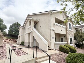 Building Photo - 3870 Strawberry Field Grove
