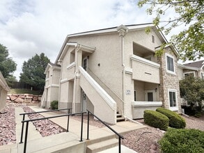 Building Photo - 3870 Strawberry Field Grove