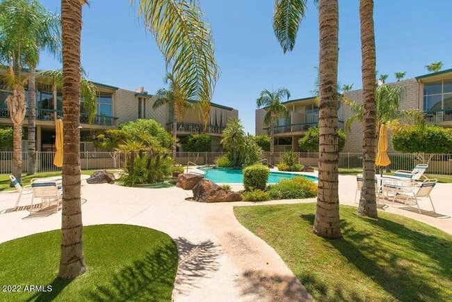 Foto del edificio - 334 W Medlock Dr