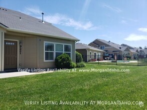 Building Photo - 9221 W Brogan Dr