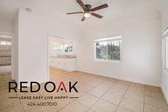 Building Photo - 7404 S Figueroa St