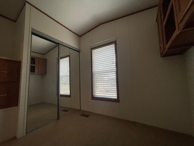Foto del edificio - 7107 Kamas Ln