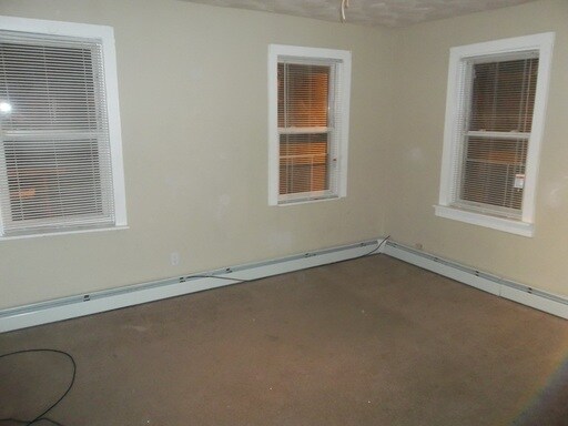 Building Photo - 104 Potters Ave