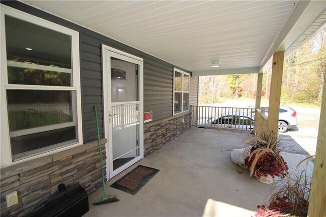 Building Photo - 53 Monier Rd