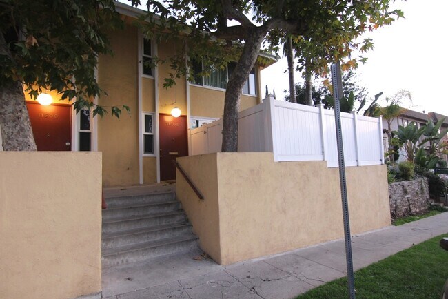 Building Photo - 11500 Rochester Ave