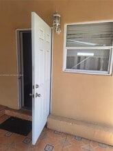 Building Photo - 771 NE 177th St