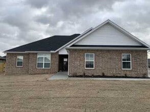 Building Photo - 924 Parker Ln