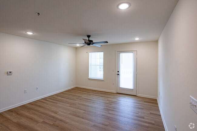 3BR, 2BA - 1274SF - Living Room - Alluvian Terrace