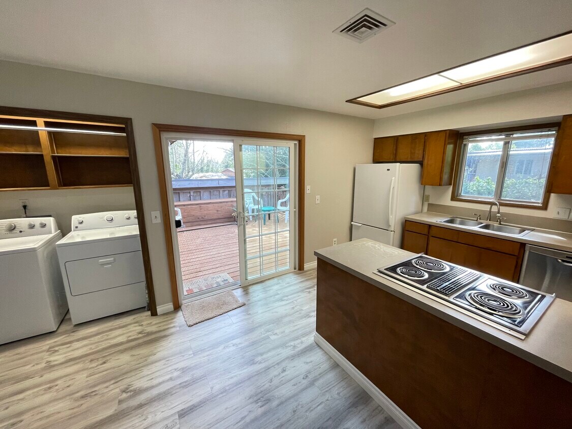Foto principal - 97860 Chilcote Ln