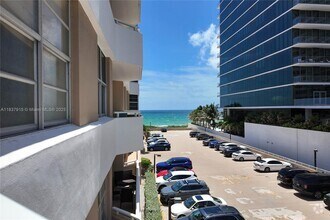 Building Photo - 1980 S Ocean Dr