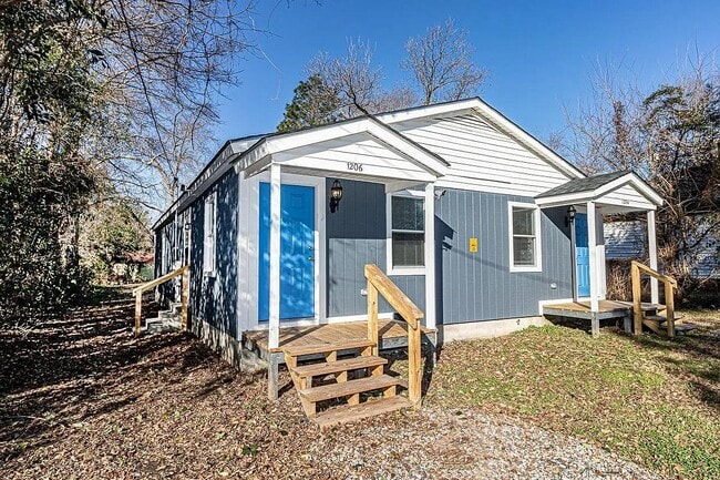 Building Photo - 1206 Hargrove St
