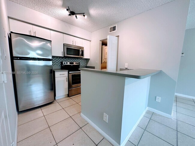 Foto del edificio - 540 S Park Rd