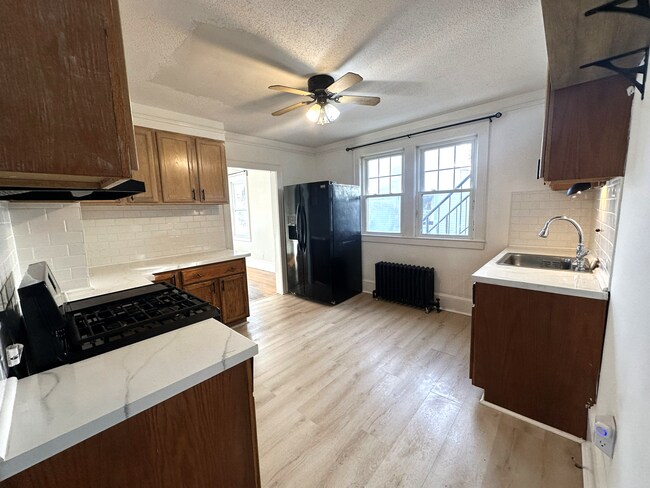 Cocina - 113 Birdsey Ave