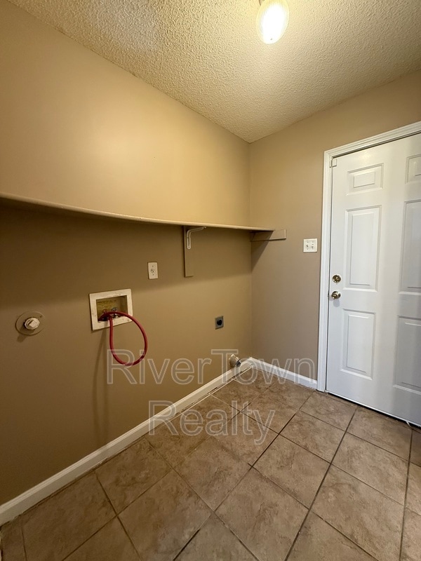 Building Photo - 4591 Addington Dr