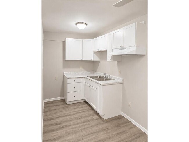 Foto del edificio - 800 Hackberry Dr