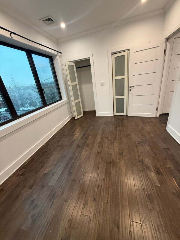 Foto del edificio - 47-14 Ditmars Blvd