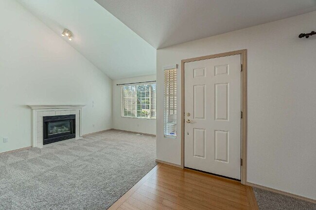 Foto del edificio - Lovely Maple Valley rental home with Brand...