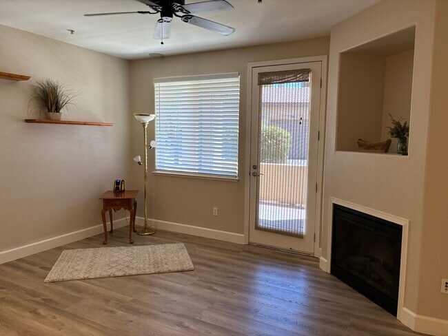 Building Photo - 1501 Secret Ravine Pky