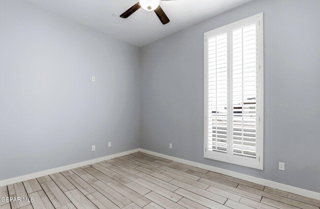 Building Photo - 13110 Emerald Isle St